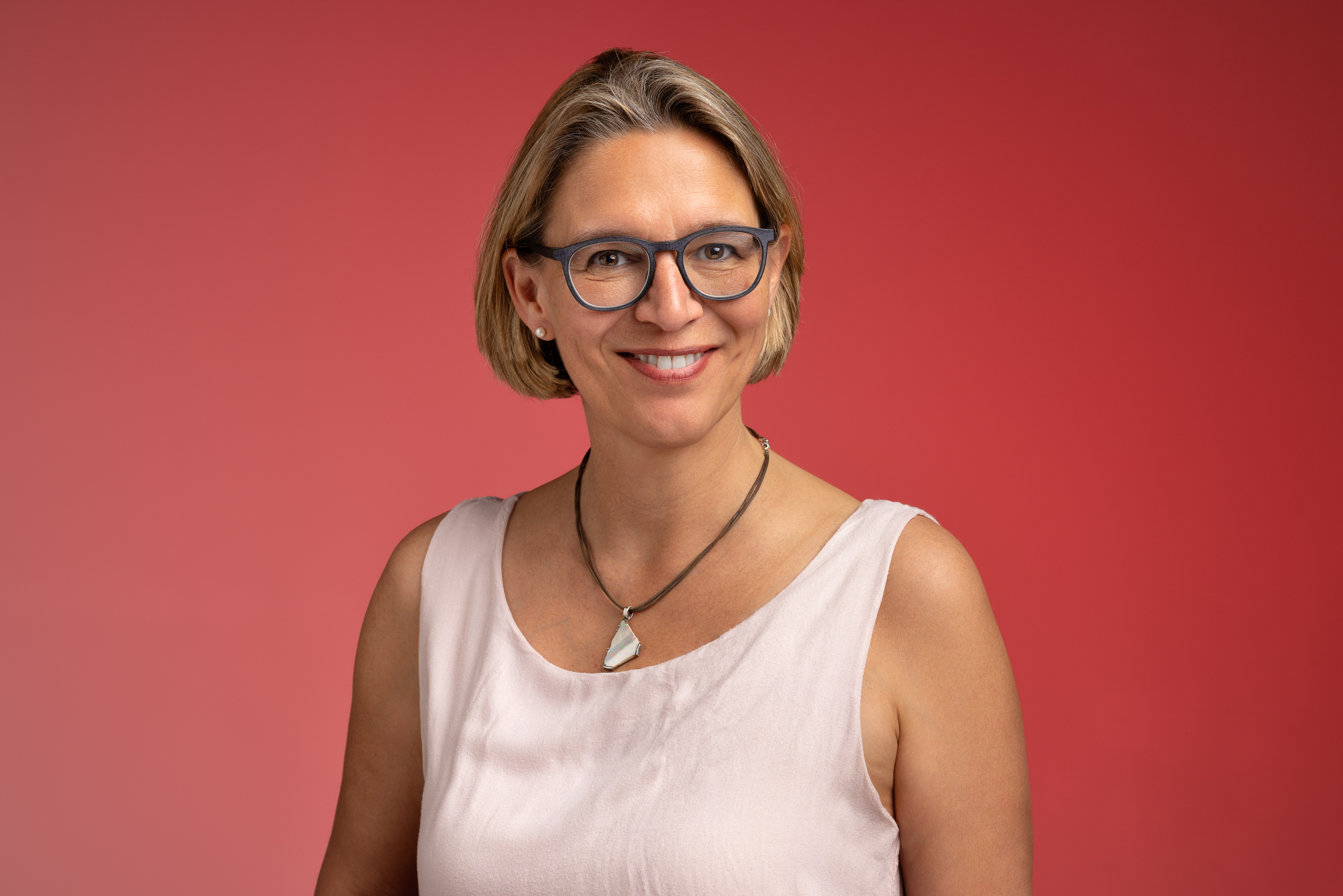 Dr. Sonja Stuchtey